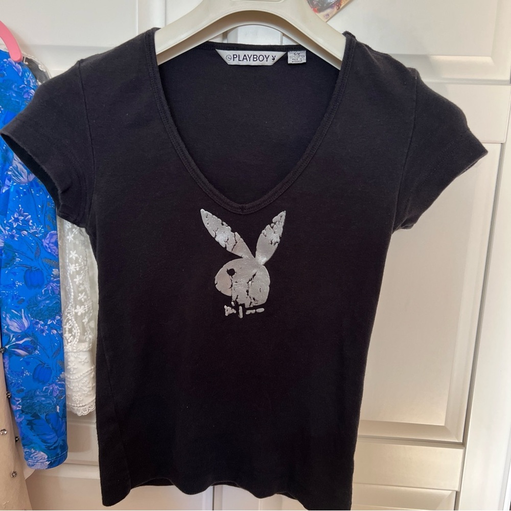 🦊4for1Price💕  limited collectibleV neck Signature 3Dcracked Bunny LogoTee +wrist - Picture 7 of 15